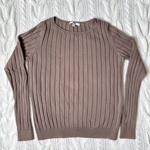 UNIQLO women’s sweater